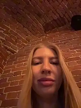 NewLale's Webcam Show