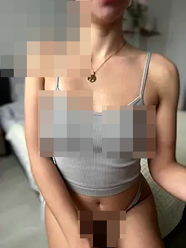 tina1your1's Webcam Show