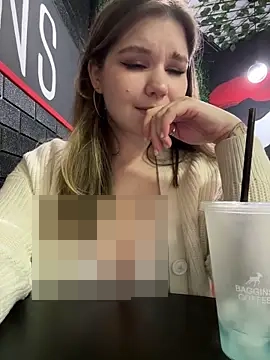 PumaShyXD's Webcam Show