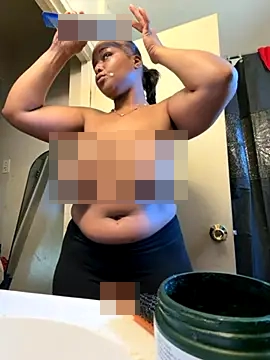 Realwetpussy's Webcam Show