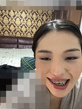 zhenzhen666's Webcam Show