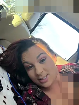 thickfarmtwat's Webcam Show