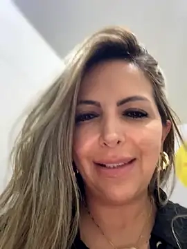 _Abril-Office1's Webcam Show