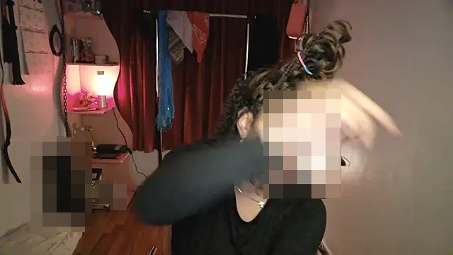 PrettyLittleProblem's Webcam Show