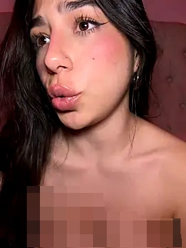 LoveLillyy's Webcam Show