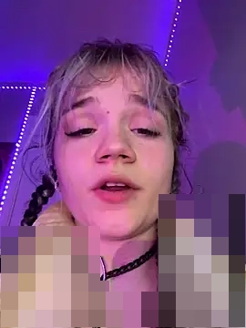 Cutiepiespanks' Webcam Show