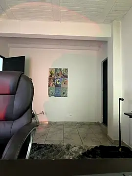 aly_golden_'s Webcam Show