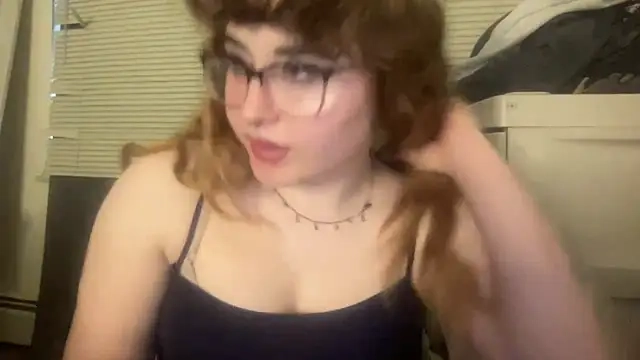 ariapeachy's Webcam Show