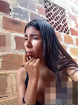 chaparritahot99's Webcam Show