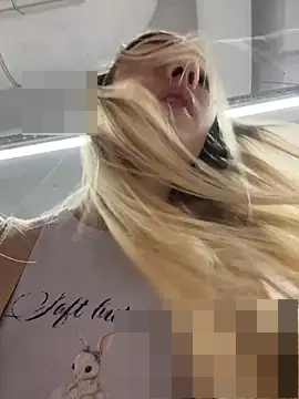 Lia__Love's Webcam Show