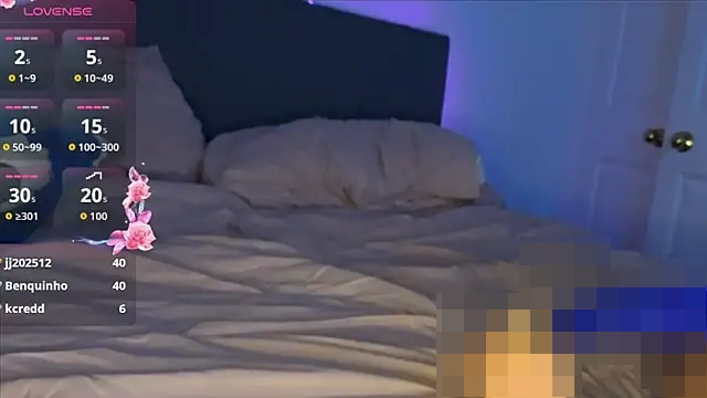 SultryCurves' Webcam Show