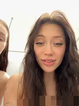 SnappyHappy's Webcam Show