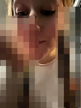 FroggyAnna's Webcam Show