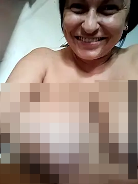 Horny-Mommy-Dirty's Webcam Show