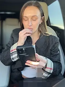 lunagirl13's Webcam Show