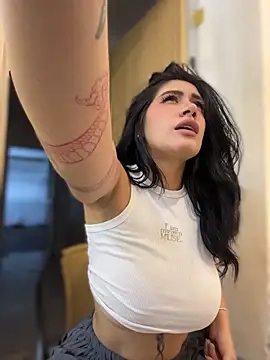 clarachanelricek's Webcam Show