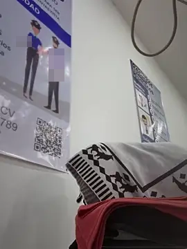 Ariana-07's Webcam Show