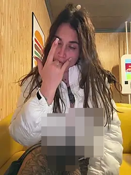 TattooGirlAlia's Webcam Show