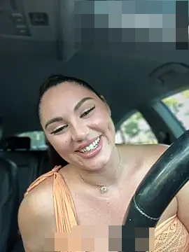 lovely_beast's Webcam Show