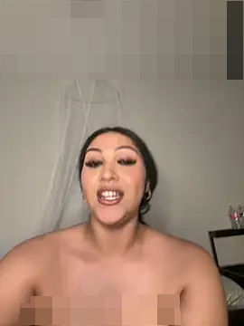 Lickplayofficial's Webcam Show