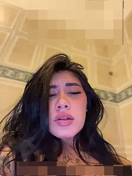 clarachanelricek's Webcam Show