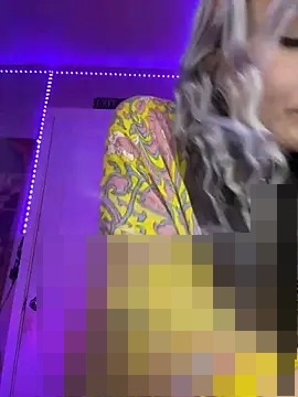 Cutiepiespanks' Webcam Show