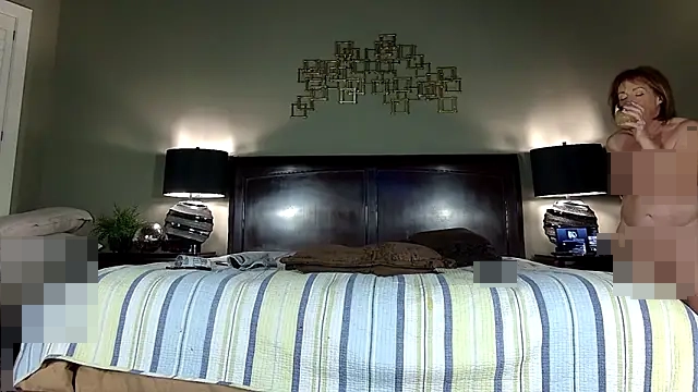 Hornylouisewil's Webcam Show