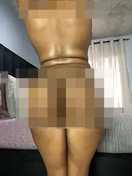 Mercedes_555's Webcam Show