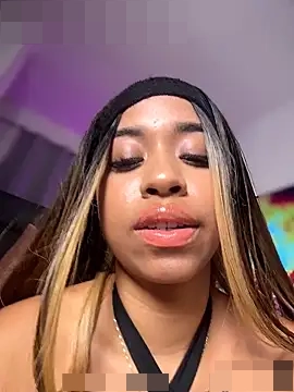 bella__honey's Webcam Show