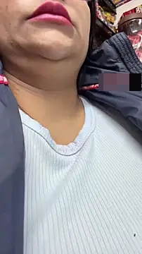 Angie_e's Webcam Show