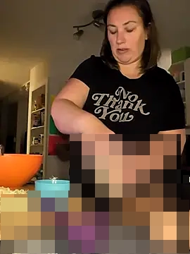 Canadian_BBW's Webcam Show