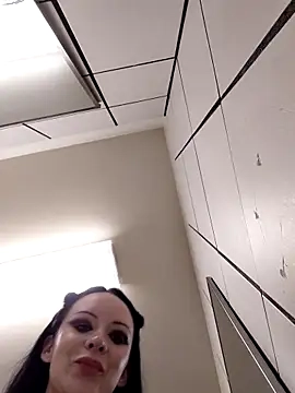 EVILYN's Webcam Show