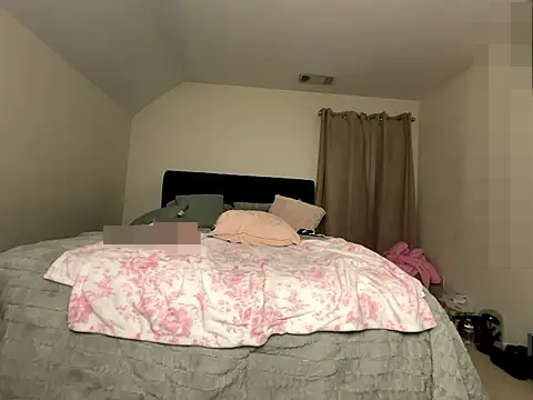 ForbiddenAddictions' Webcam Show