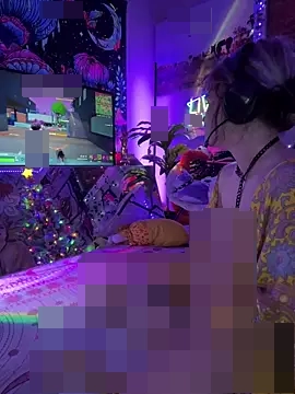 Cutiepiespanks' Webcam Show