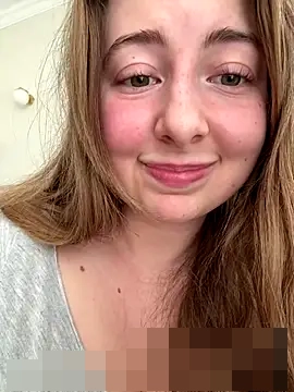 curvyflawless' Webcam Show