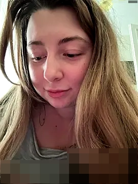 curvyflawless' Webcam Show