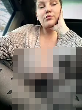 RinaBOOBS90j's Webcam Show