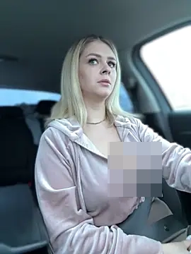 Love_Bri's Webcam Show