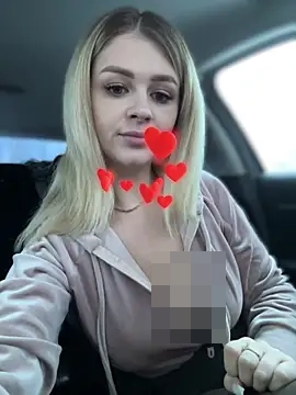 Love_Bri's Webcam Show