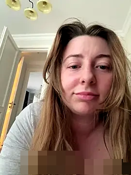 curvyflawless' Webcam Show