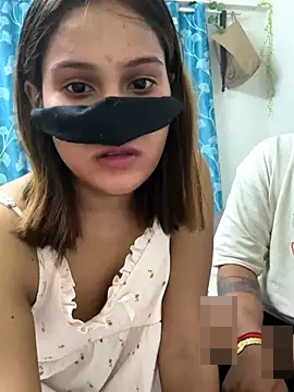 Cutie_Shruti's Webcam Show