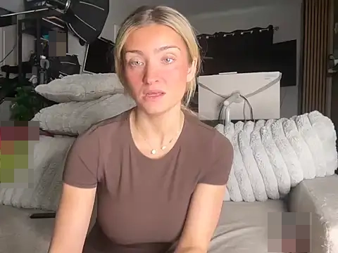 meggsworld's Webcam Show