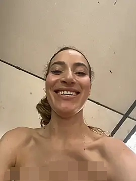 SweetieSinXXX's Webcam Show