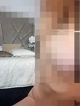 SweetieSinXXX's Webcam Show