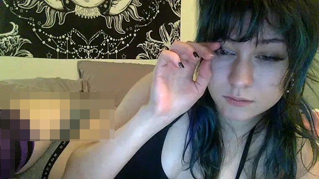 sarahfrost's Webcam Show