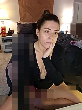 Ellie-L-Elizabeth's Webcam Show