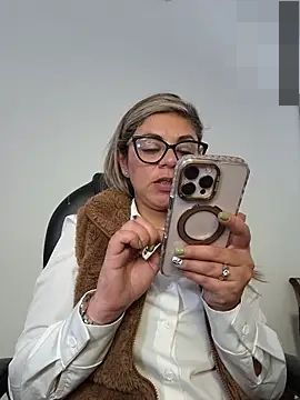 _Cata-Office1's Webcam Show