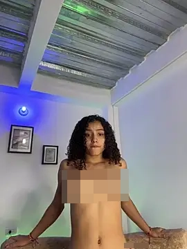 young_liza's Webcam Show