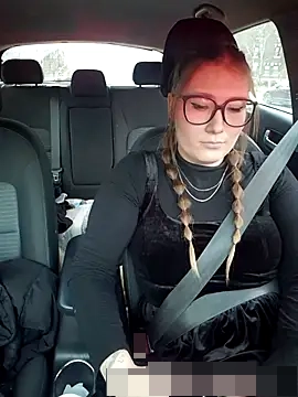 wildyoungNhorny's Webcam Show