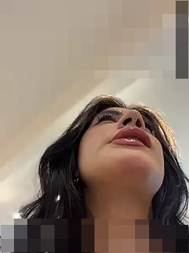 clarachanelricek's Webcam Show